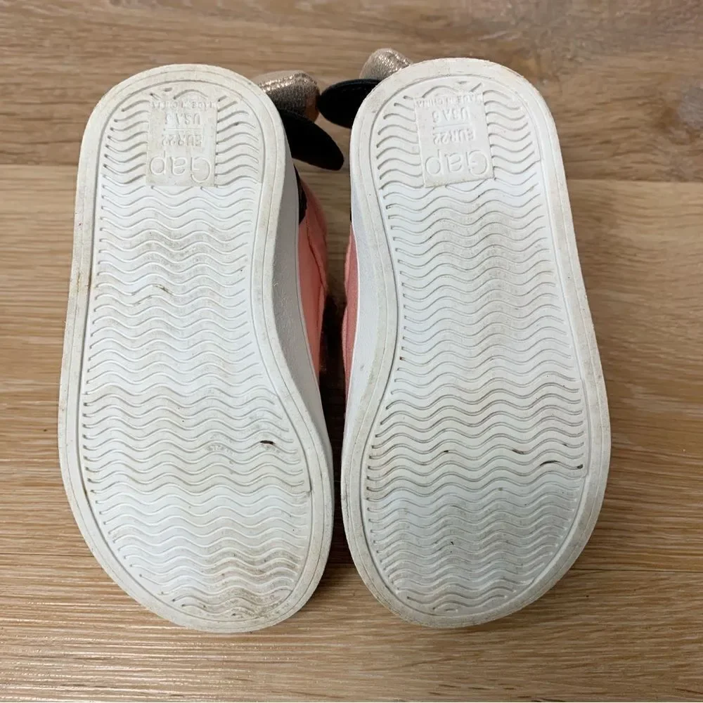 Baby GAP Disney Minnie Mouse Size 5 Pink High Top Sneakers